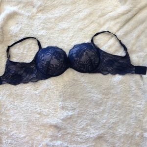 38D Victoria’s Secret Bra